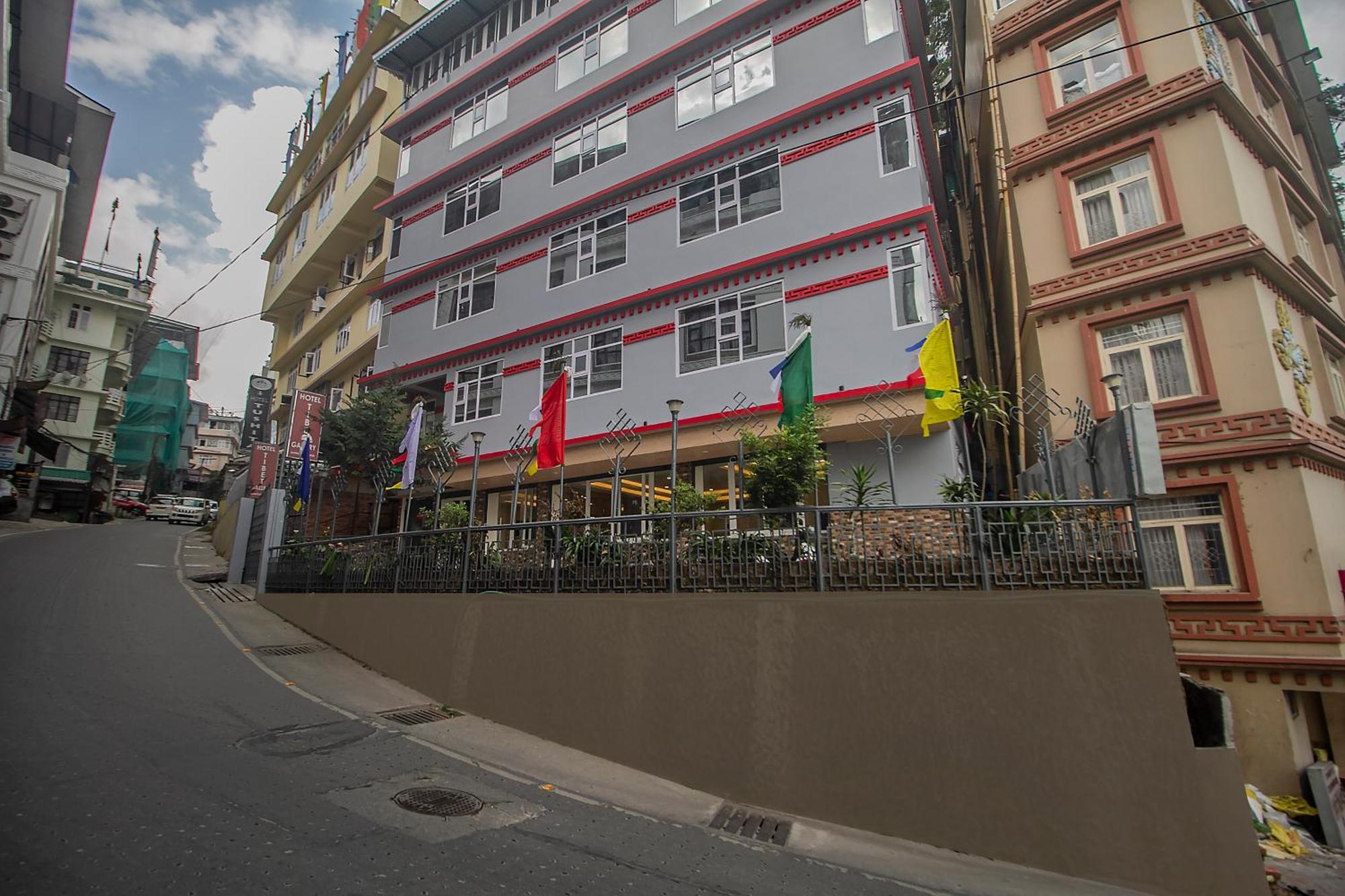 Hotel Tibet Gallery Гангток Экстерьер фото